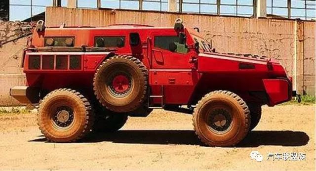 全球最霸气的十大越野车型,官员明星不敢买,油耗58升,可防枪击