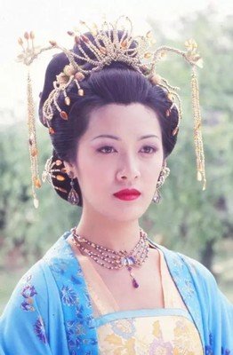 贾玲演的杨贵妃,贾玲杨贵妃真人照片