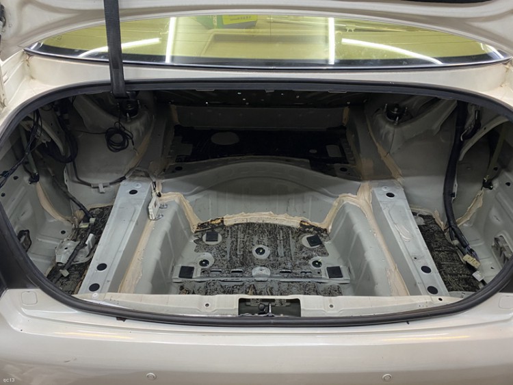 皇冠除味隔音,皇冠车隔音除异味