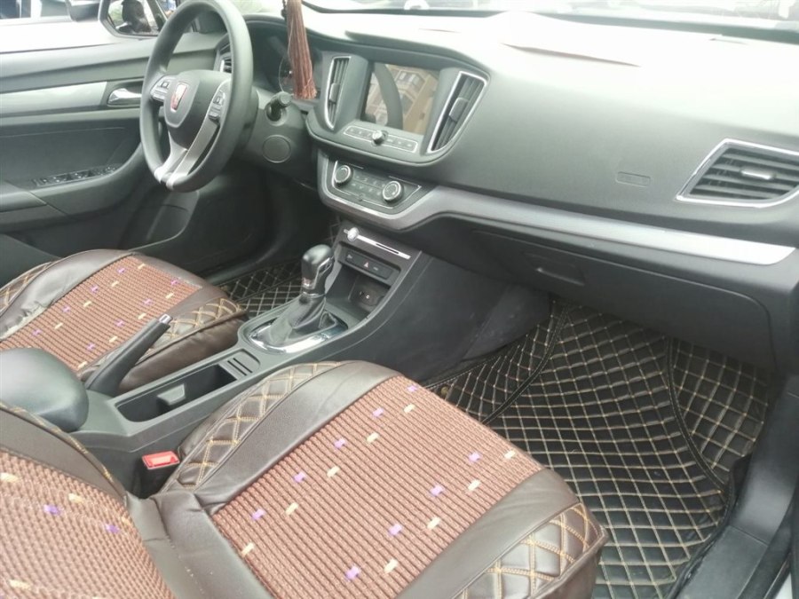 16年荣威360二手价格,二手荣威360现在多少钱