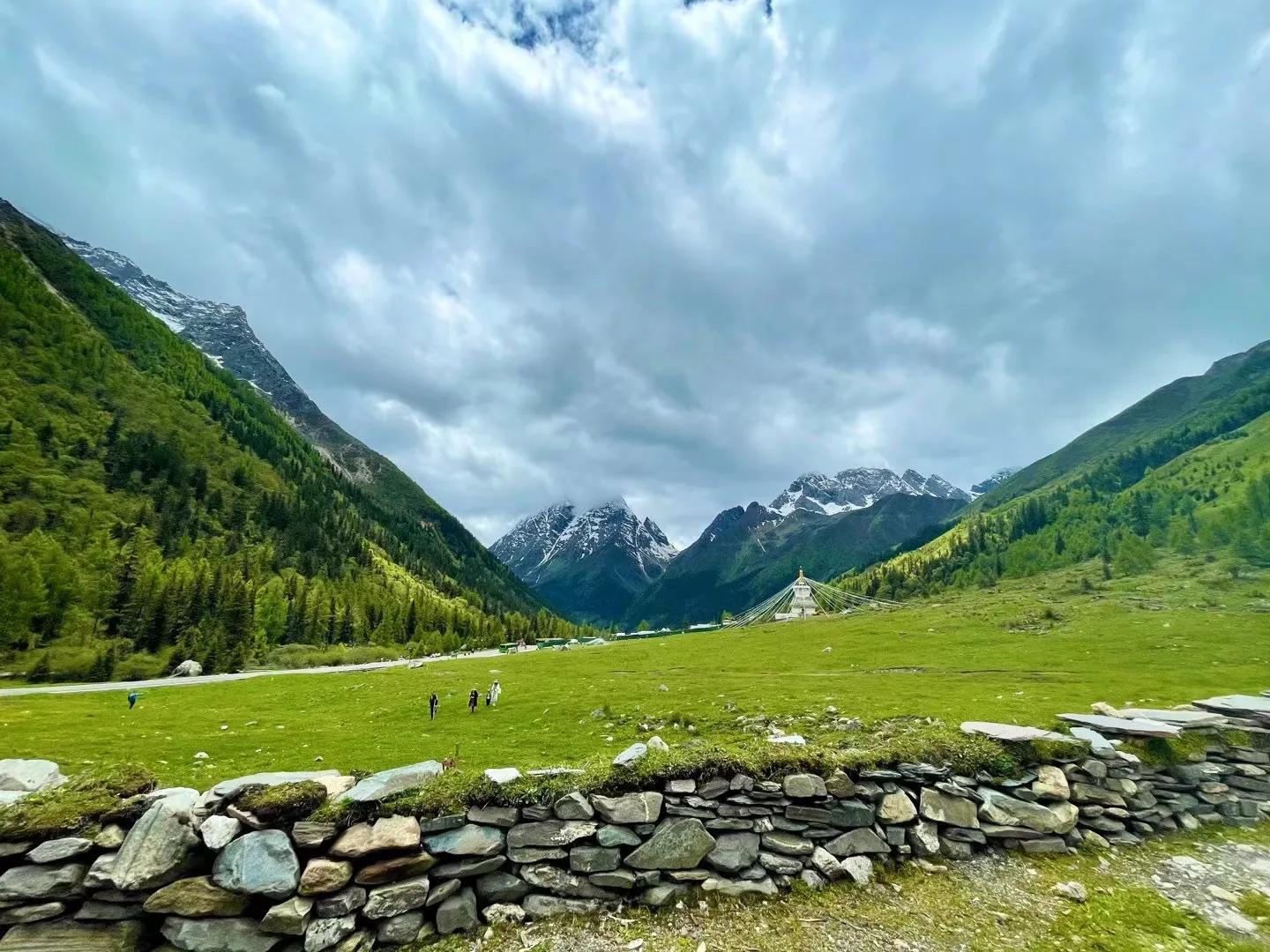 川西自驾游四姑娘山5月底,川西行第一集两岁挑战四姑娘山