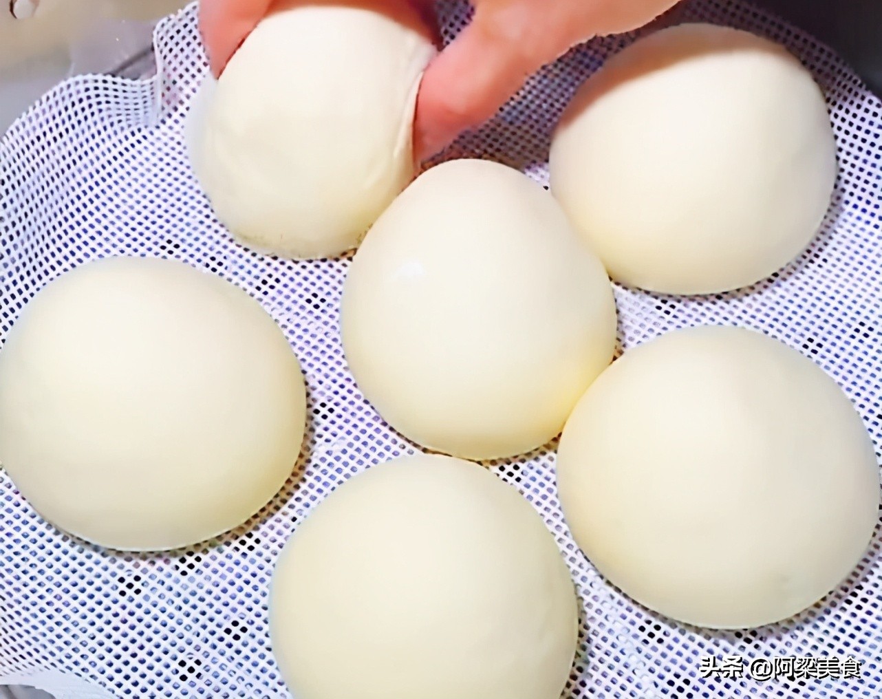 蒸馒头为什么揭锅后馒头塌陷,蒸馒头蒸好后打开锅盖馒头不塌陷