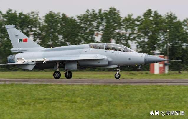 fc-1战斗机和鹰狮,fc-1枭龙战机