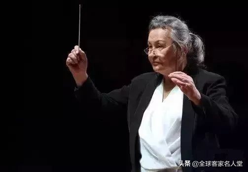 指挥家郑小瑛谈交响乐,客家山歌指挥家郑小瑛