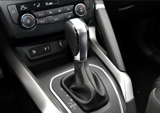 雷诺科雷嘉怎么样值得买吗,试驾新款雷诺科雷嘉四驱高配车型