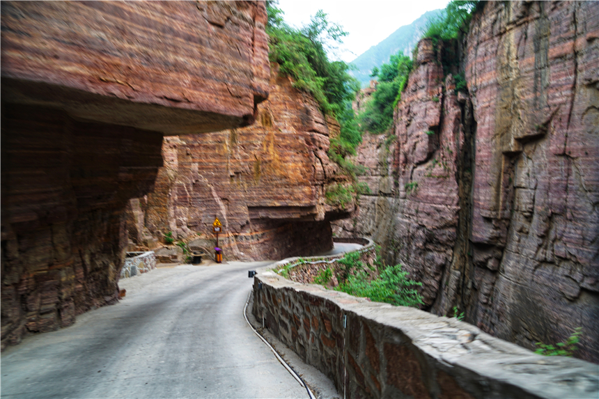 太行山古村落全景图,太行山古老村落