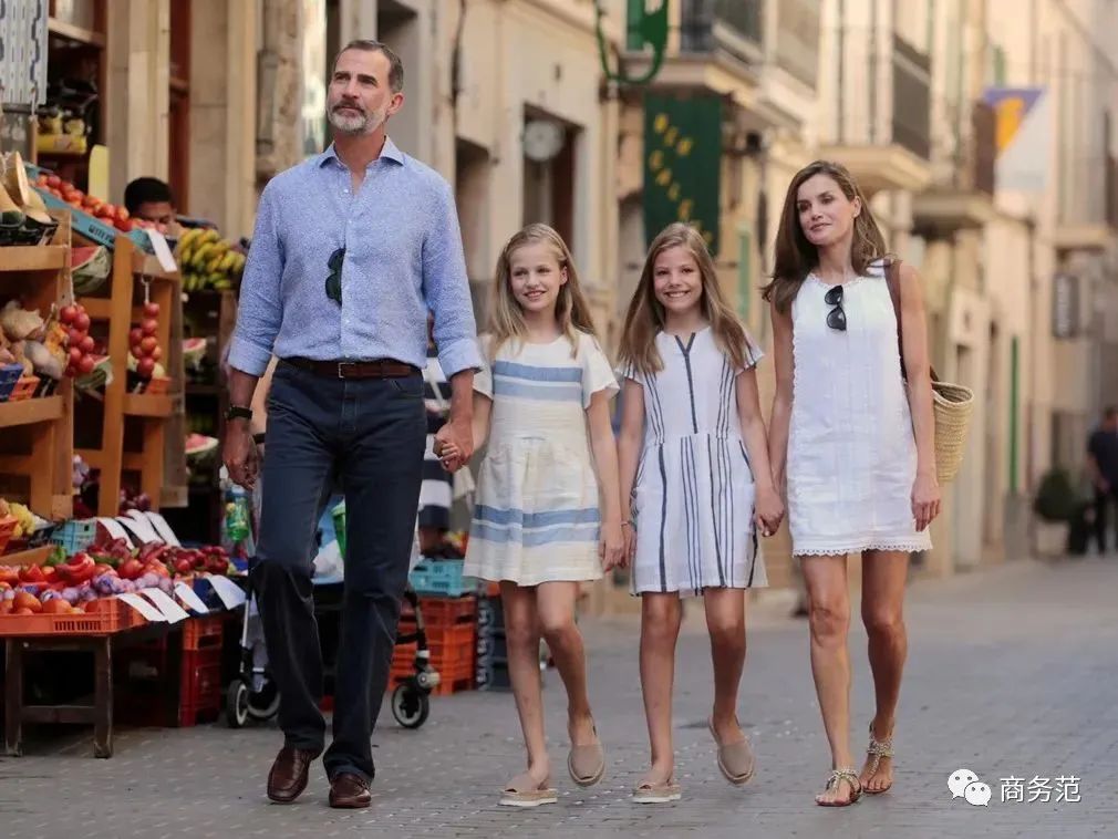 老钱新钱鄙视链,老钱pk