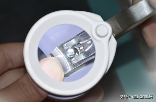 日本专用指甲刀自带放大镜,日本指甲刀带放大镜原装进口