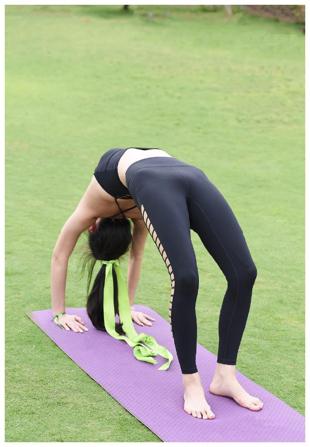 练瑜伽对中老年人有非常大的好处,65岁以上的人还能练养生瑜伽吗