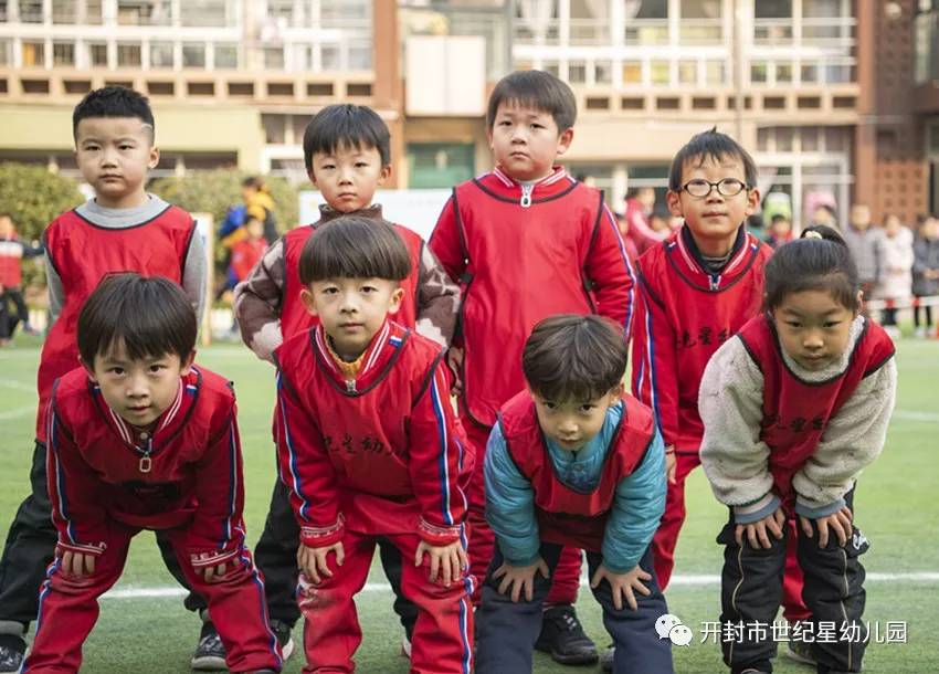 幼儿园足球运动,运动速度与激情