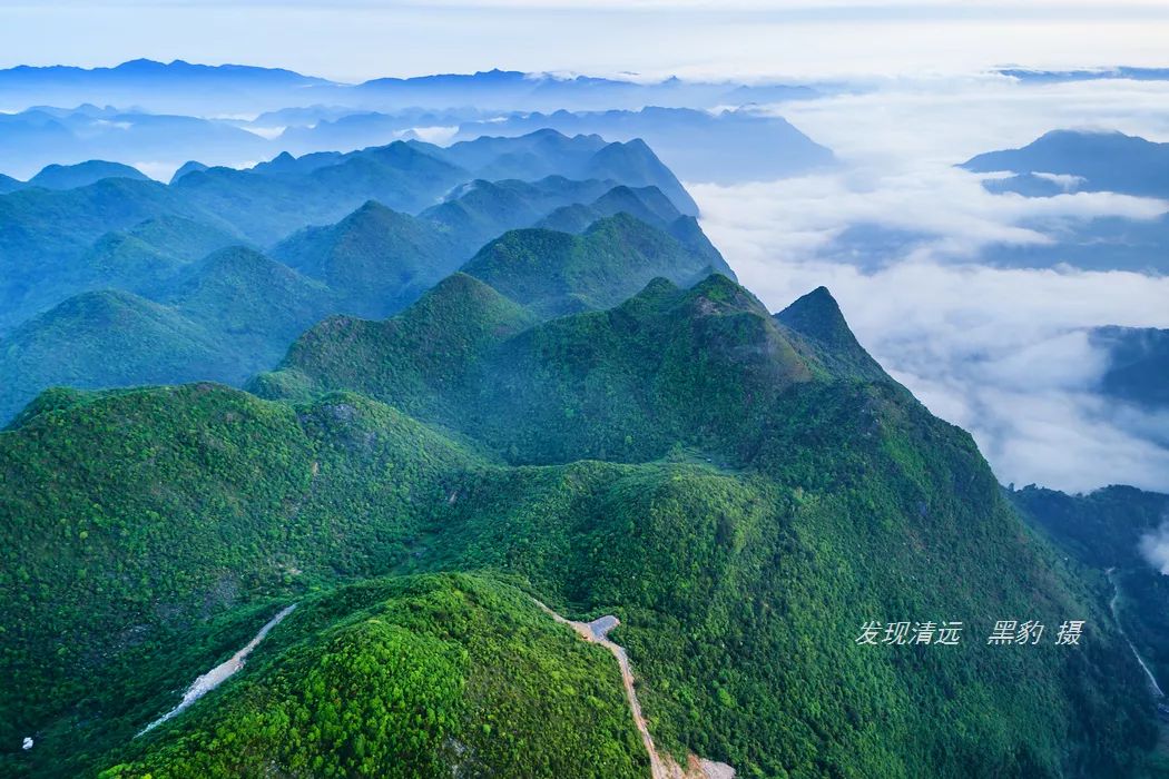 徒步穿越秦岭无人区,徒步穿越喀斯特森林