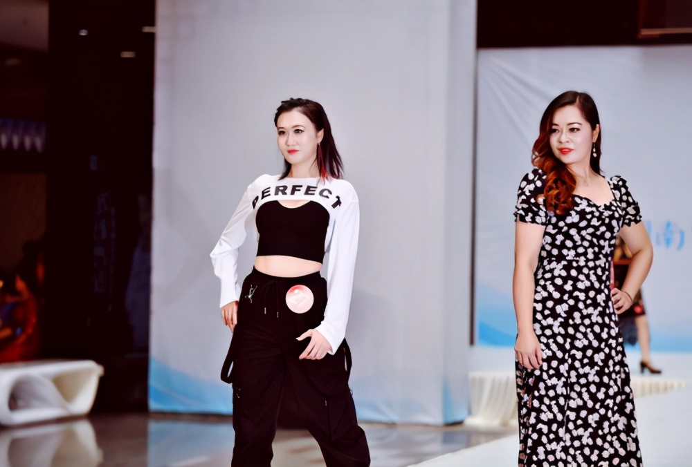 妯＄壒t鍙扮鎬荤粨,涓浗澶у瀷妯＄壒t鍙扮