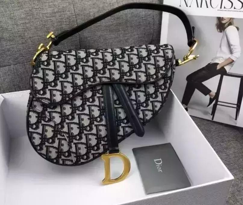 揭秘百亿暴利黑产：成本200敢卖10万，为何还有无数人抢着买？