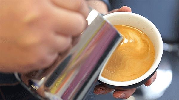 北京首家邮局咖啡开张,北京第一家瑞幸是几月几号