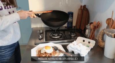 ins上有名的韩国独居博主,38岁独居全职博主