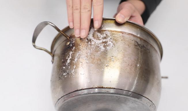 衣服撑大了还能退吗,衣服撑大了