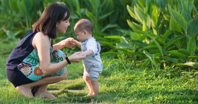 婴儿幽门狭窄的吐奶症状图,宝宝频繁吐奶警惕肥厚性幽门狭窄
