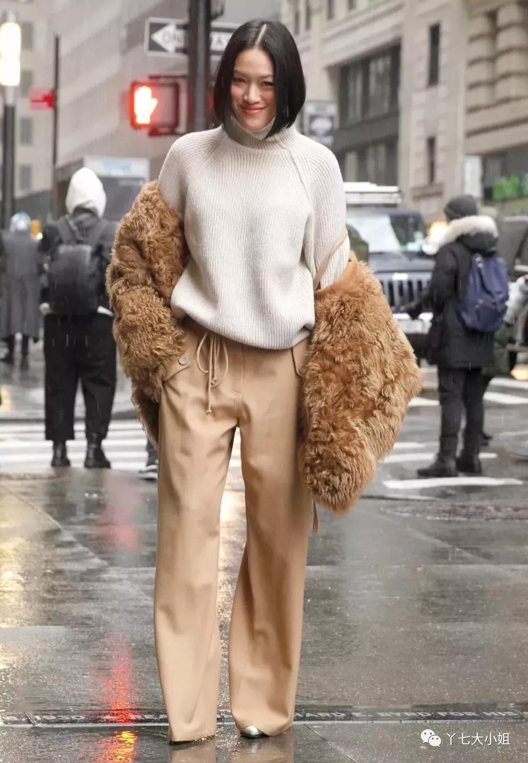 气质驼色让你随意搭配不出错,今秋必备的驼色让你时尚感up