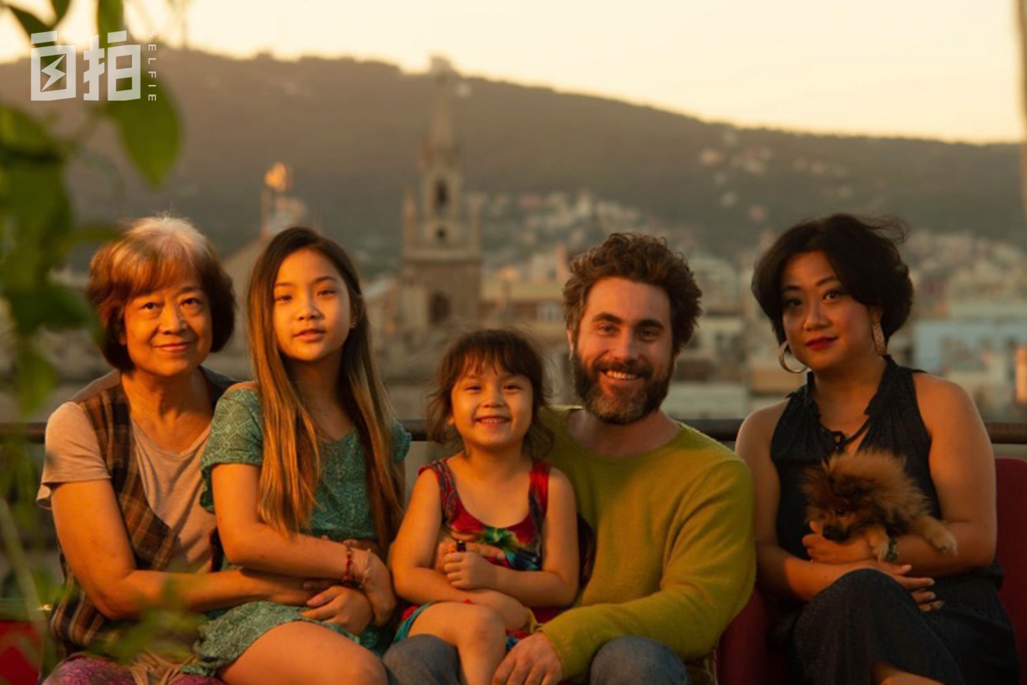 我叫曹操，美国人，娶北京姑娘、学中国文化，现在变成了北京大爷