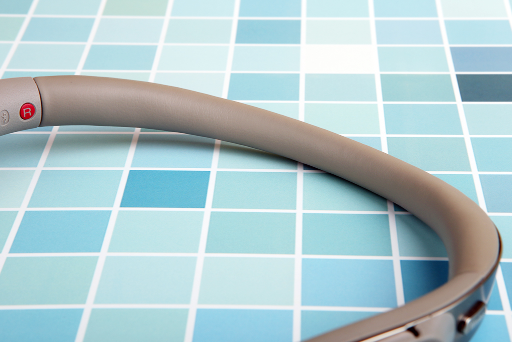 索尼zx300和a306,索尼zx300和zx505哪个听感更好