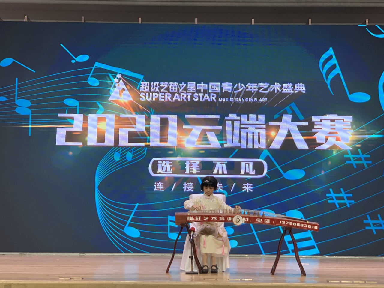 很纠结孩子是学小提琴还是钢琴,纠结孩子要不要继续学钢琴