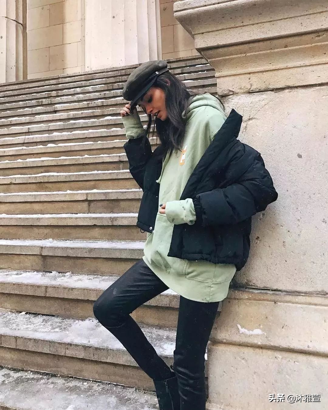 卫衣的n种穿法你学会了吗,卫衣的4个搭配方法太时髦了