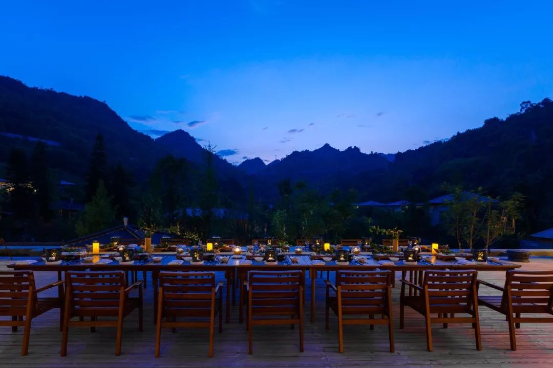 黄果树柏联温泉酒店是几星级酒店,黄果树柏联酒店在景区内怎么进去