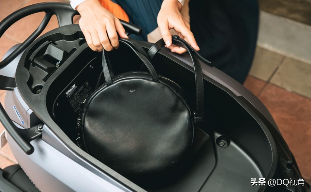 雅马哈最省油的125踏板摩托车,雅马哈巡鹰125和uy125油耗