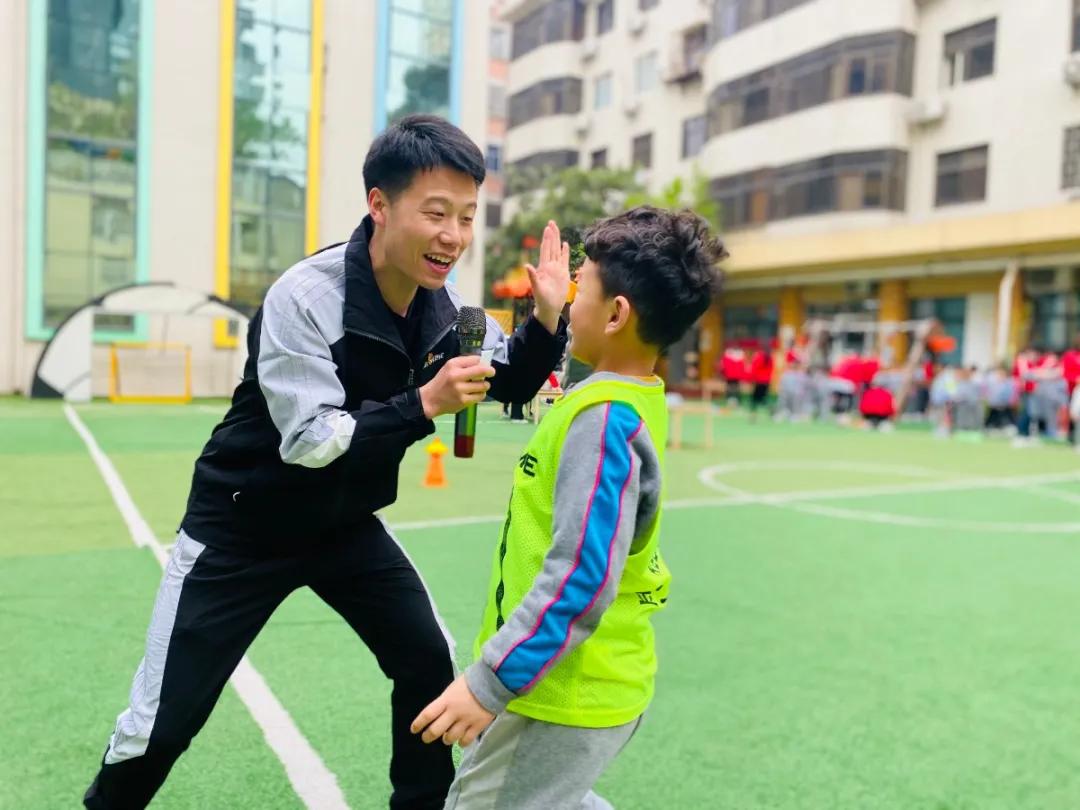 幼儿园足球嘉年华足球比赛视频,幼儿园足球主题游园活动