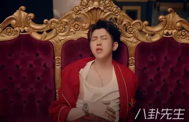 杨烁有多油腻,杨烁新剧油腻镜头