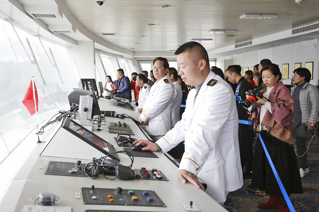 长江黄金邮轮，让我奢享山水间的至尊体验