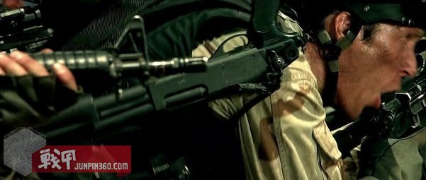 美国黑鹰战机坠落视频,解密经典黑鹰坠落