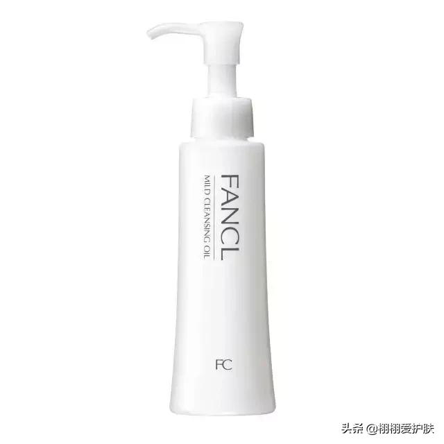 卸妆膏卸妆水卸妆油怎么选,卸妆油卸妆水卸妆乳卸妆膏怎么选
