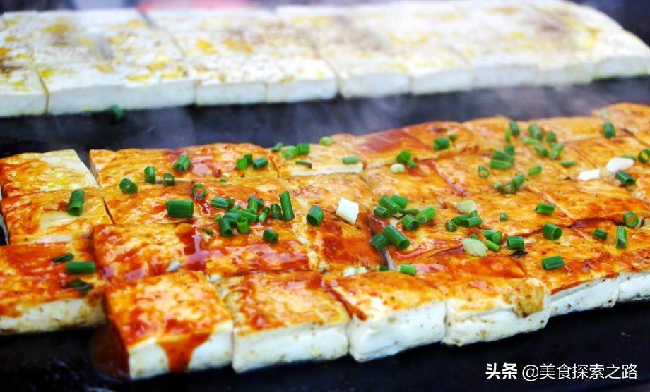 摆摊做什么小吃简单又赚钱,学做什么小吃摆摊最快学会