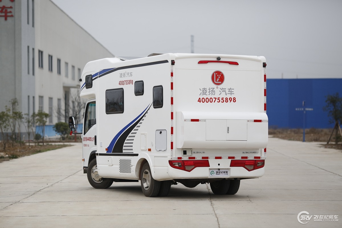 新房车大全20-30万的c型房车,轻卡房车跟c型房车的对比