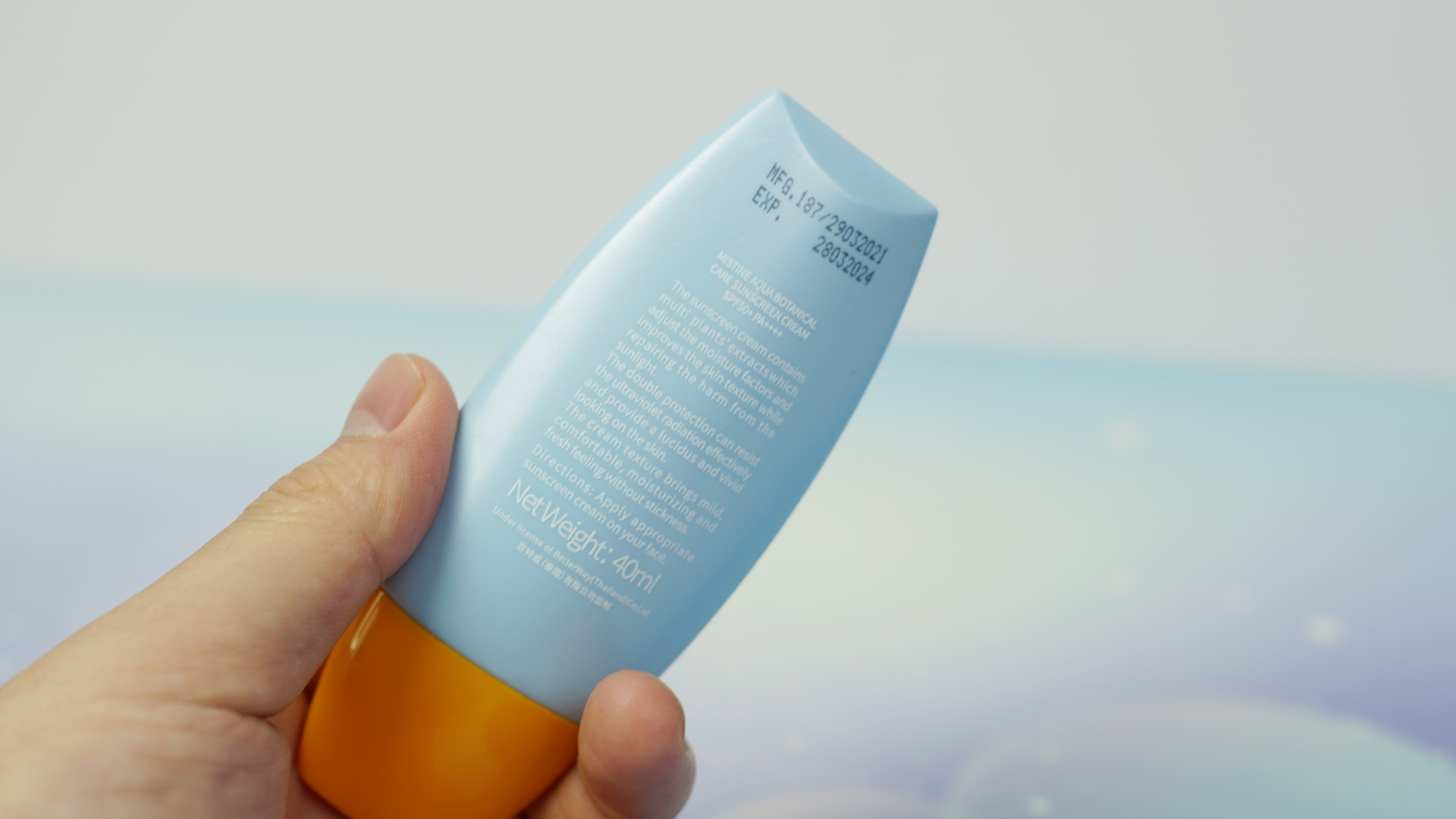 囤防晒霜推荐哪款最好用,母亲节送防晒霜