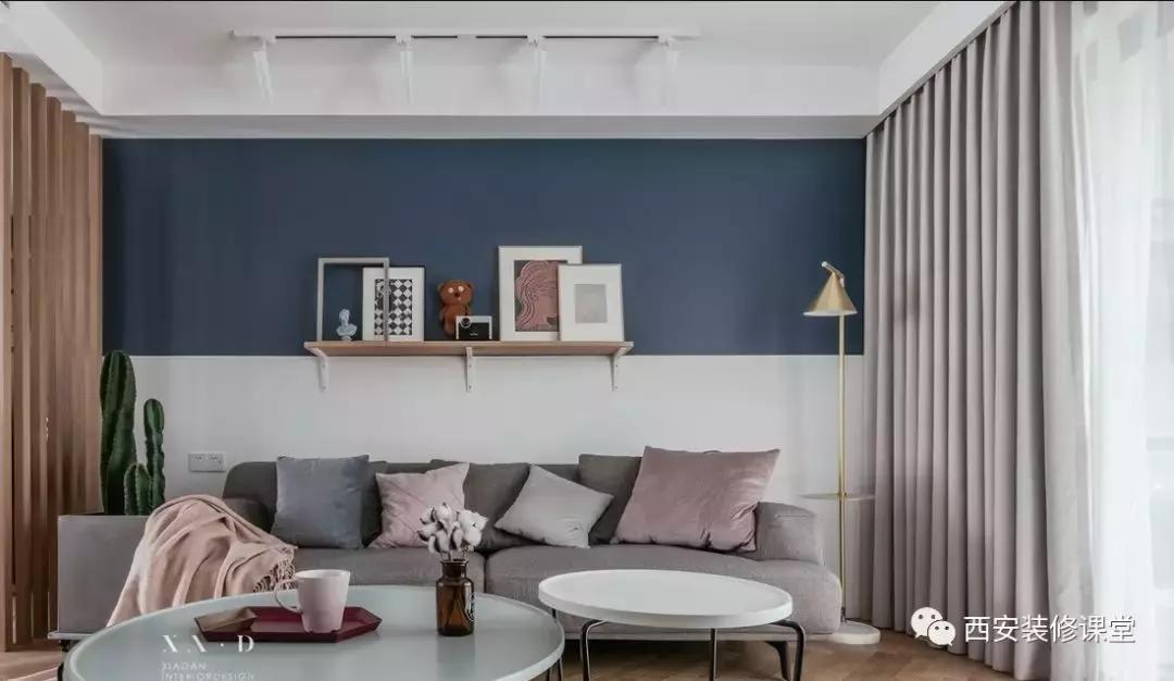 简单电视墙加柜子,沙发墙隔板