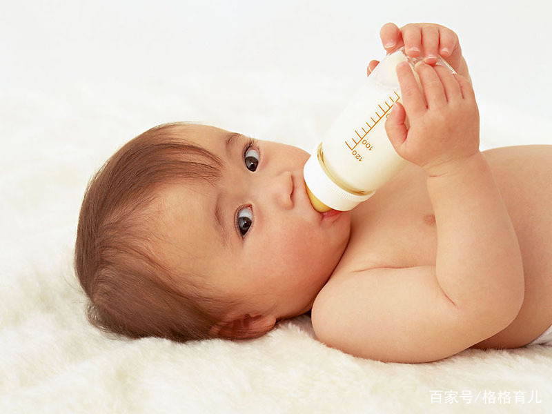 健康聪明的妈妈都这样选奶瓶,一直母乳的宝宝如何选择奶瓶