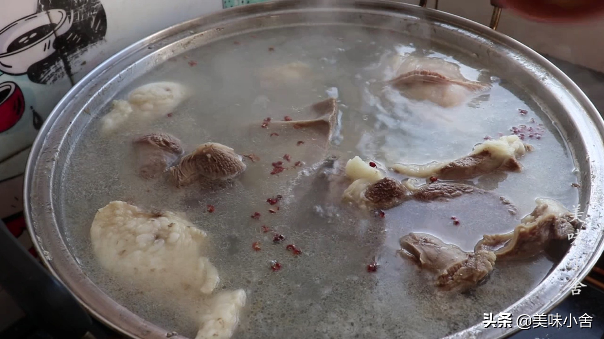 炖羊肉汤怎么炖没有臭味,炖羊肉汤记住不要直接炖小诀窍