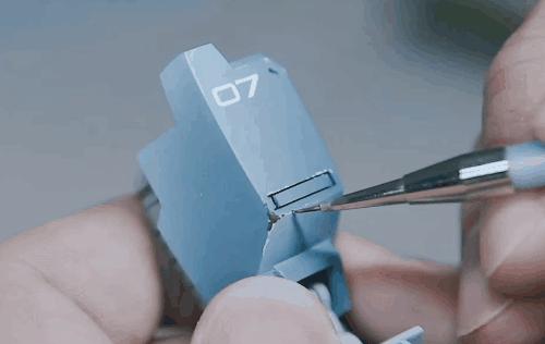 把小米铁蛋爆改成钢铁加鲁鲁的大佬，还曾把手机改造成北京城