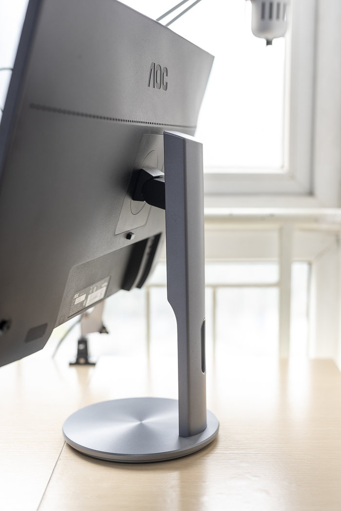 2019年2000元显示器推荐,两千块钱的4k显示器能买吗