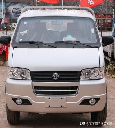 五菱荣光新卡pk东风小康,五菱荣光新卡和东风小霸王哪个好