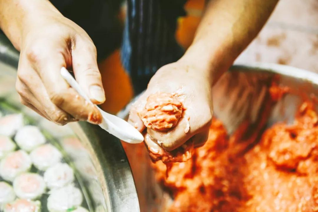 牛肉火锅潮汕人标配,藏在巷子里的潮汕牛肉火锅