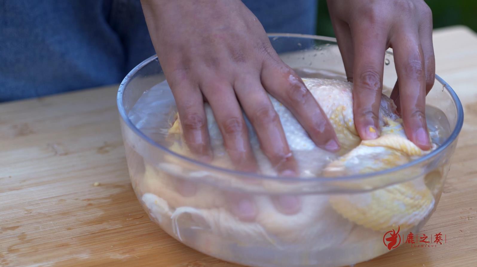老贵阳烤鸡方法与技巧,炭火烤鸡用什么配料最好吃