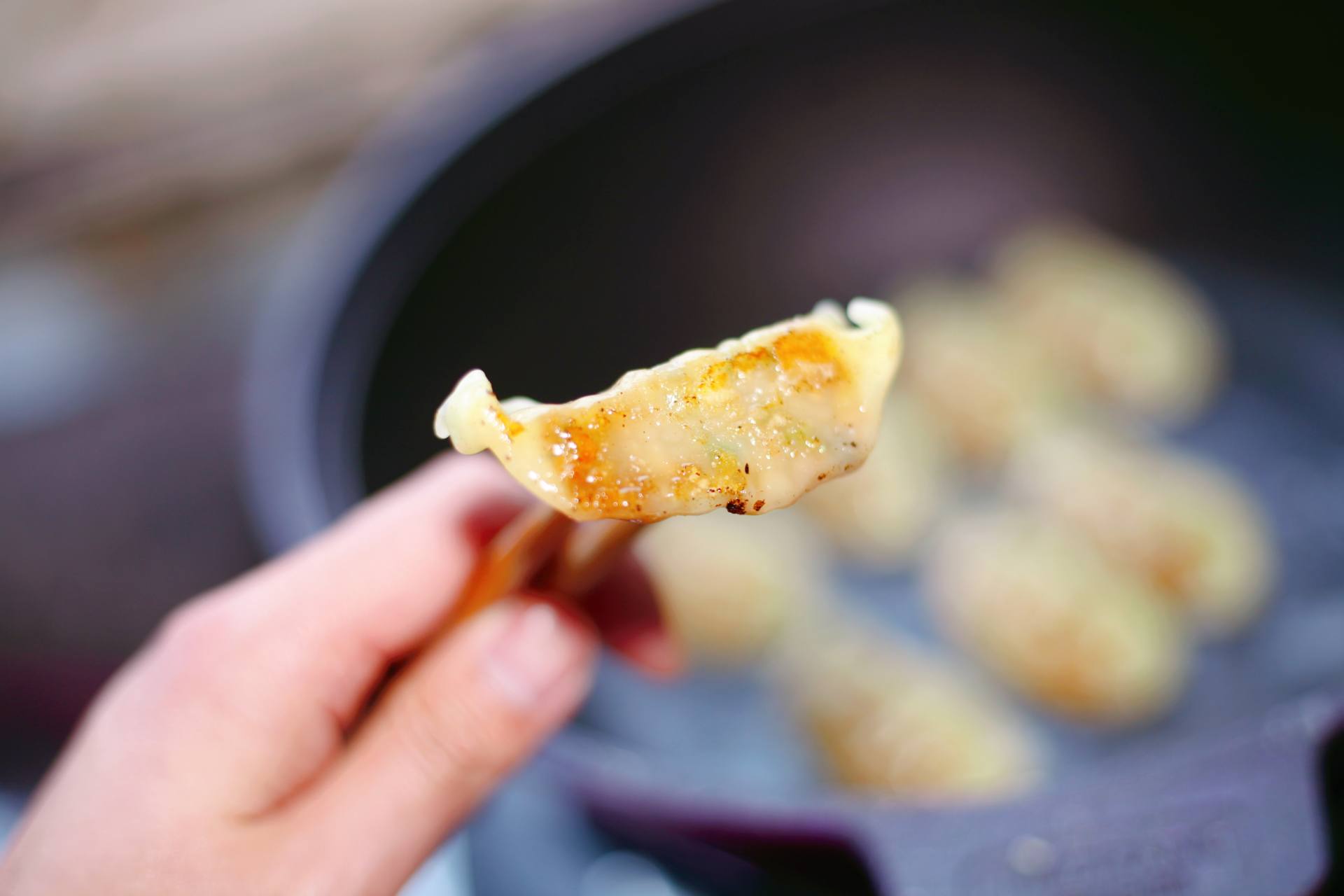 走近氪学｜粘锅退款！打死都不粘的不粘锅？