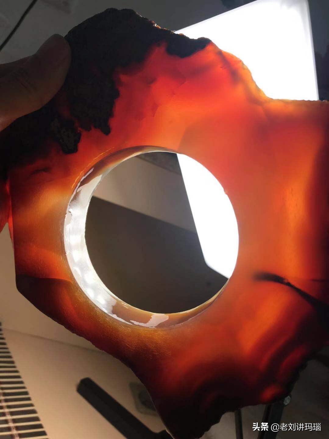 网上买的纯天然玛瑙是真的吗,纯天然原色玛瑙有紫色吗