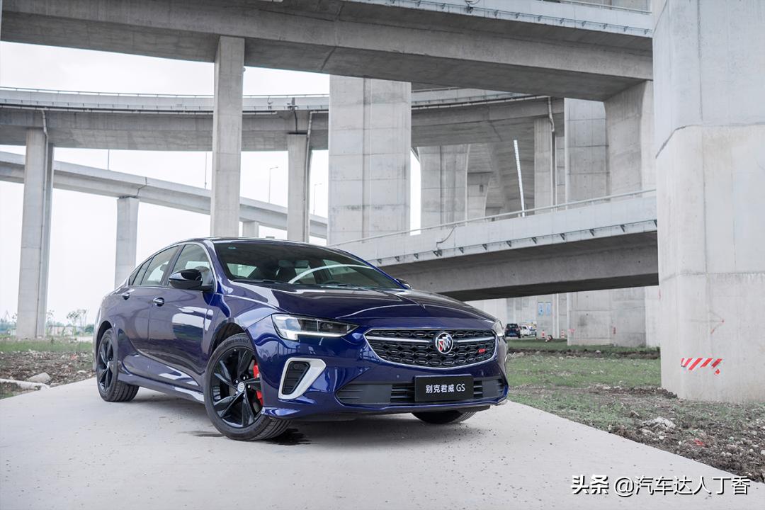 君威gs2021款试驾视频,2020款全新一代君威gs试驾