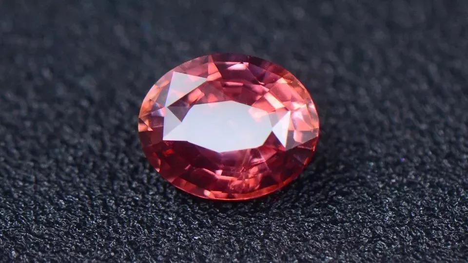 帕帕拉恰介绍,正统帕帕拉恰