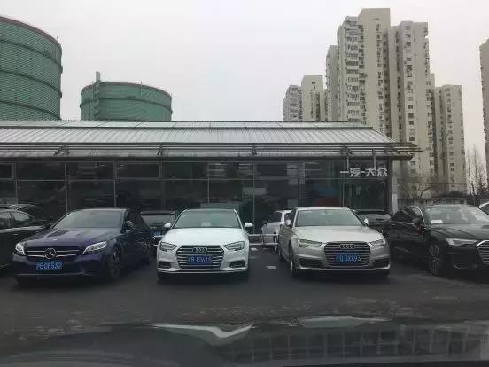 宝马有鸡腿?奔驰环境赞?豪华品牌客户餐大横评!