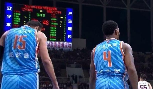 *疆新**惜败，全因1人指挥不力，2次错误用人，导致葬送了大好的战局